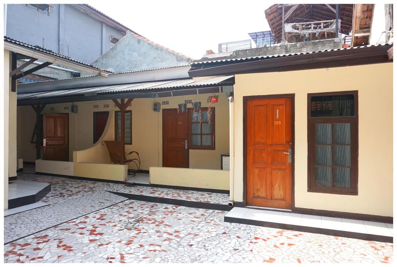 Budi House & Food Station Bandung Dış mekan fotoğraf