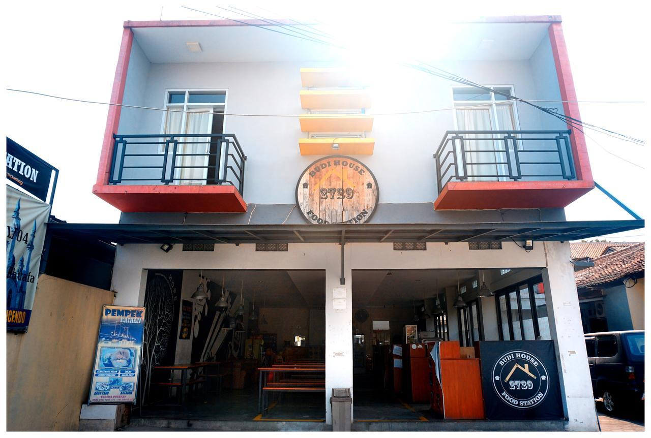 Budi House & Food Station Bandung Dış mekan fotoğraf